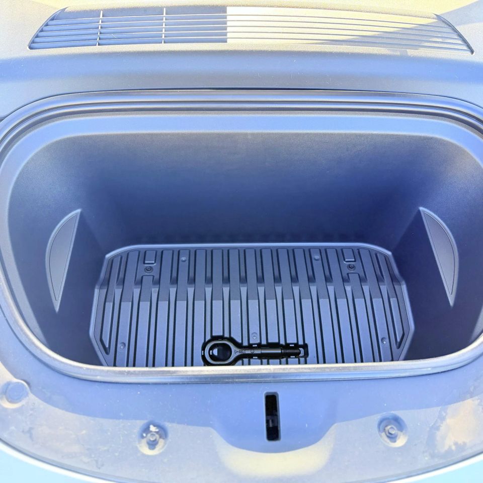 tesla model y 2021 5YJYGDEE0MF216982 image tesla model y 2021 5YJYGDEE0MF216982 image
